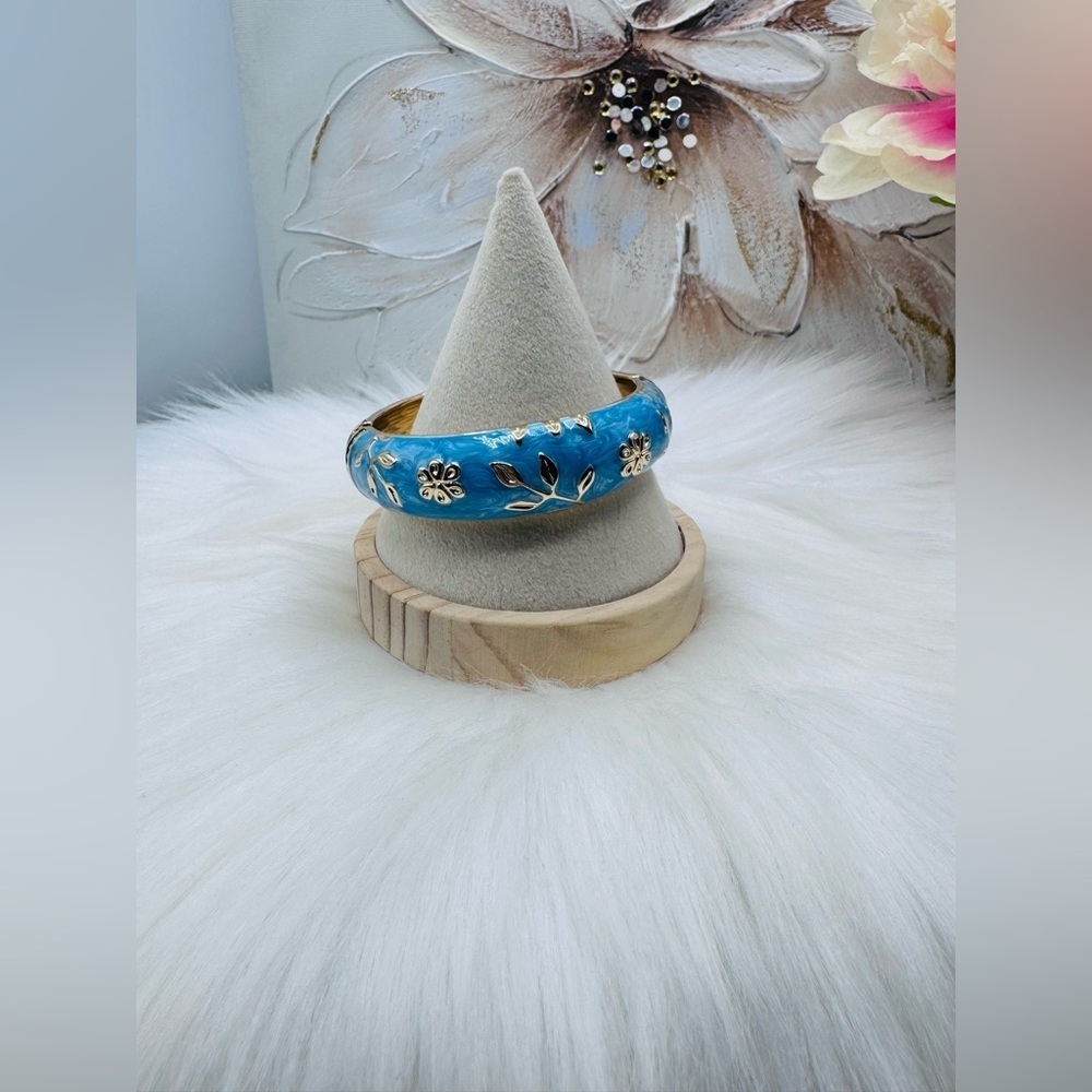 The Sky Blue  and Gold Thick Enamel Floral Design Bangle Bracelet